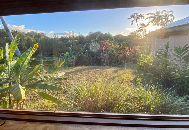 Building Photo - 630 E Kuiaha Rd