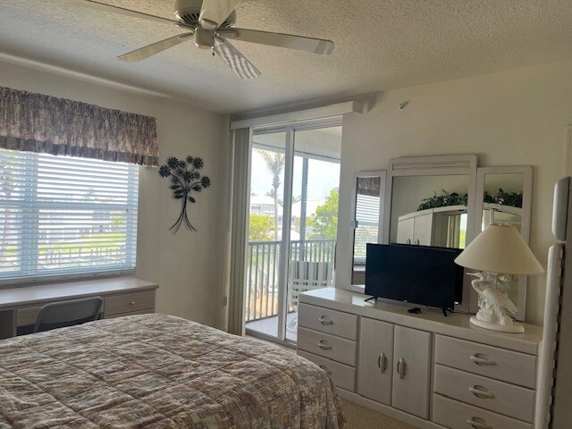 Building Photo - 4451 Bay Beach Ln