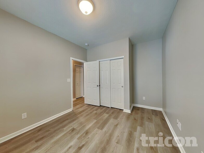 Building Photo - 1229 S Aberdeen Dr