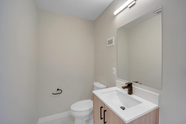 Building Photo - 13821 SW 262nd Ln
