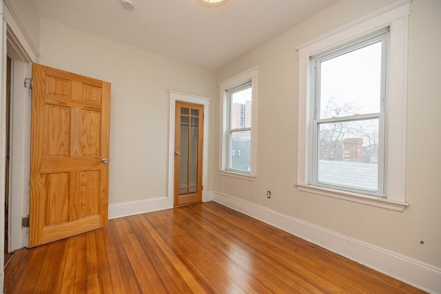 Building Photo - 339 Allston St