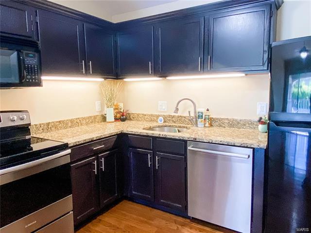 Building Photo - 1202 Creve Coeur Crossing Ln