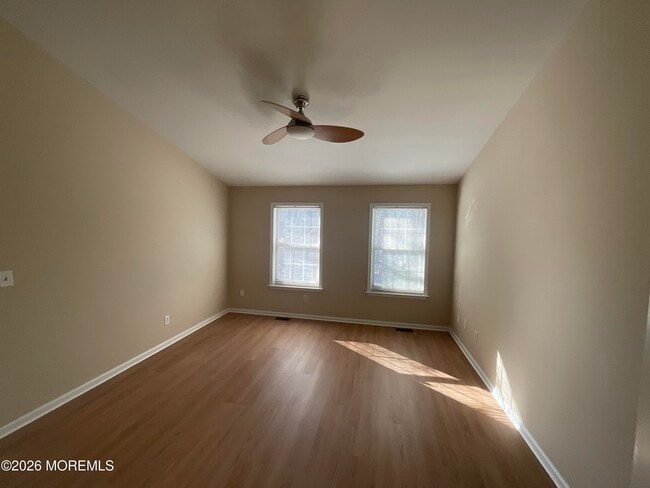 Building Photo - 1121 Roseberry Ct