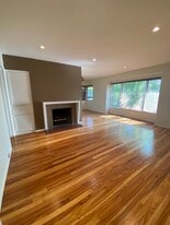 Building Photo - 248 Mockingbird Ln