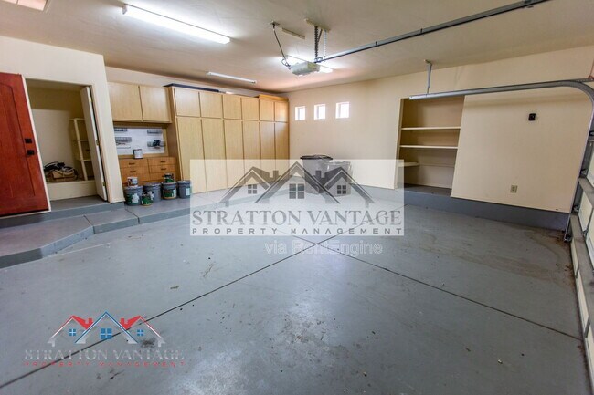 Building Photo - 39614 N 7th St