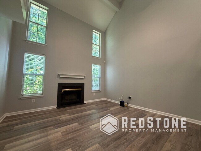 Building Photo - 6489 Bellcross Trl
