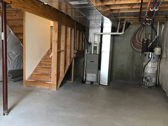 Building Photo - 2809 Mannerchor Rd