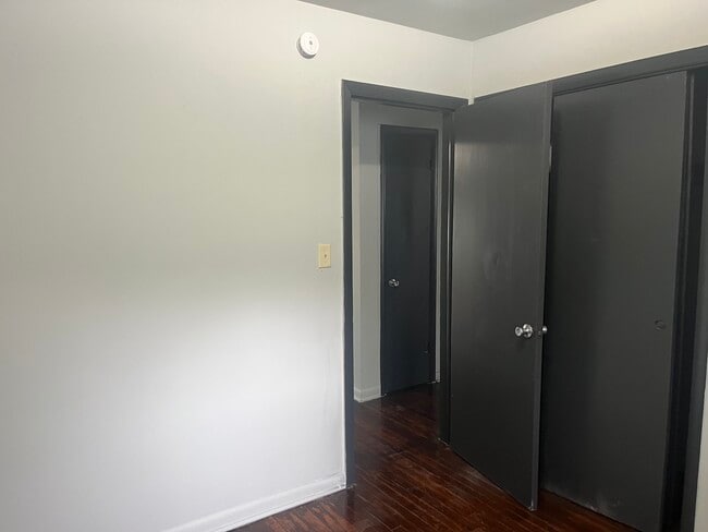 Building Photo - 226 Tennesee-