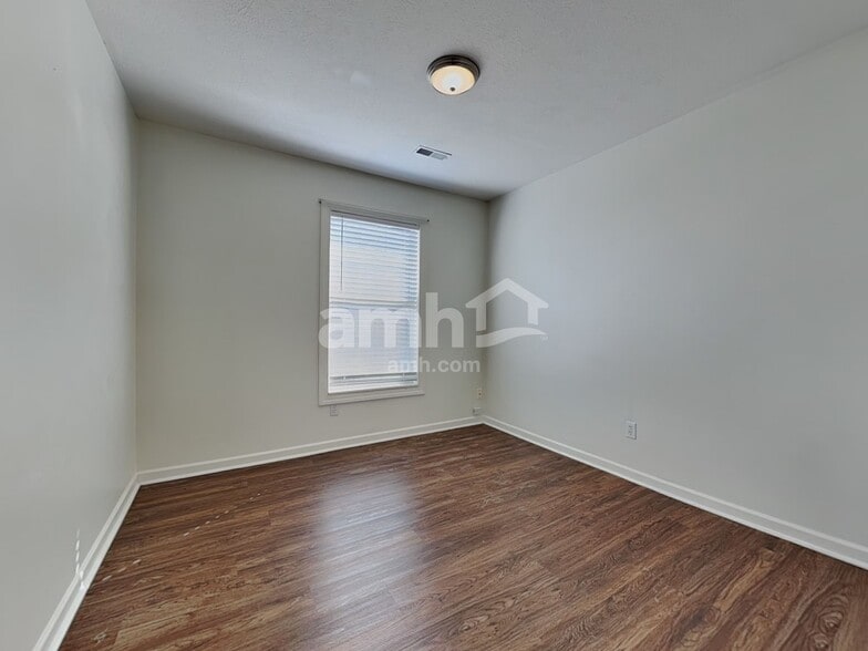 Building Photo - 5721 Gaboury Ln