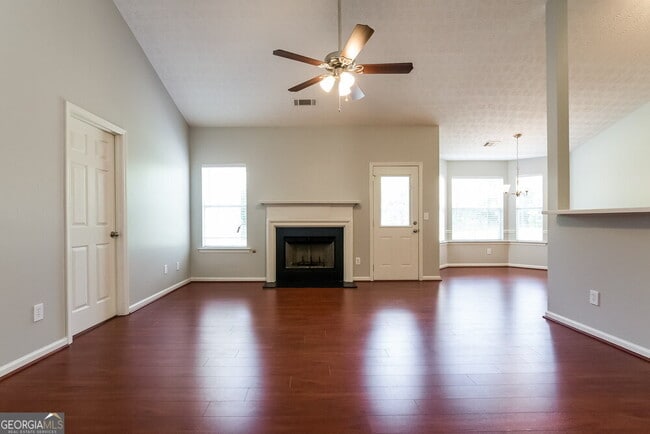 Building Photo - 1790 Courtyard Ln