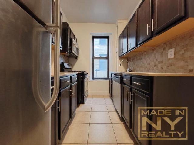 Primary Photo - 1 bedroom in ASTORIA NY 11106