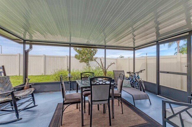 Building Photo - 16505 Myrtle Sand Dr