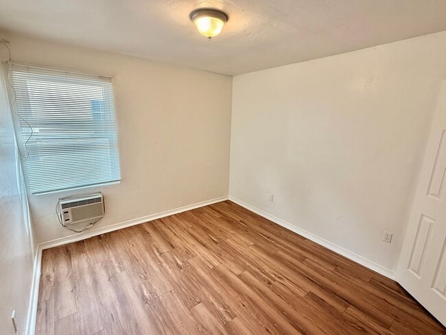 Building Photo - COMING SOON! Spacious 4 Bedroom, 3 Bathroom Home with Driveway