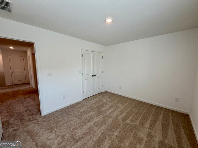 Building Photo - 788 Gelderland Dr