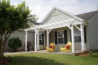 Building Photo - Fantastic Location & Price