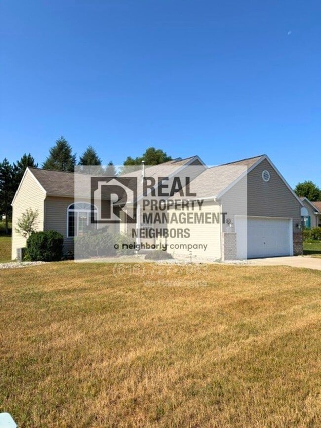Building Photo - 1636 Northbend Dr NE