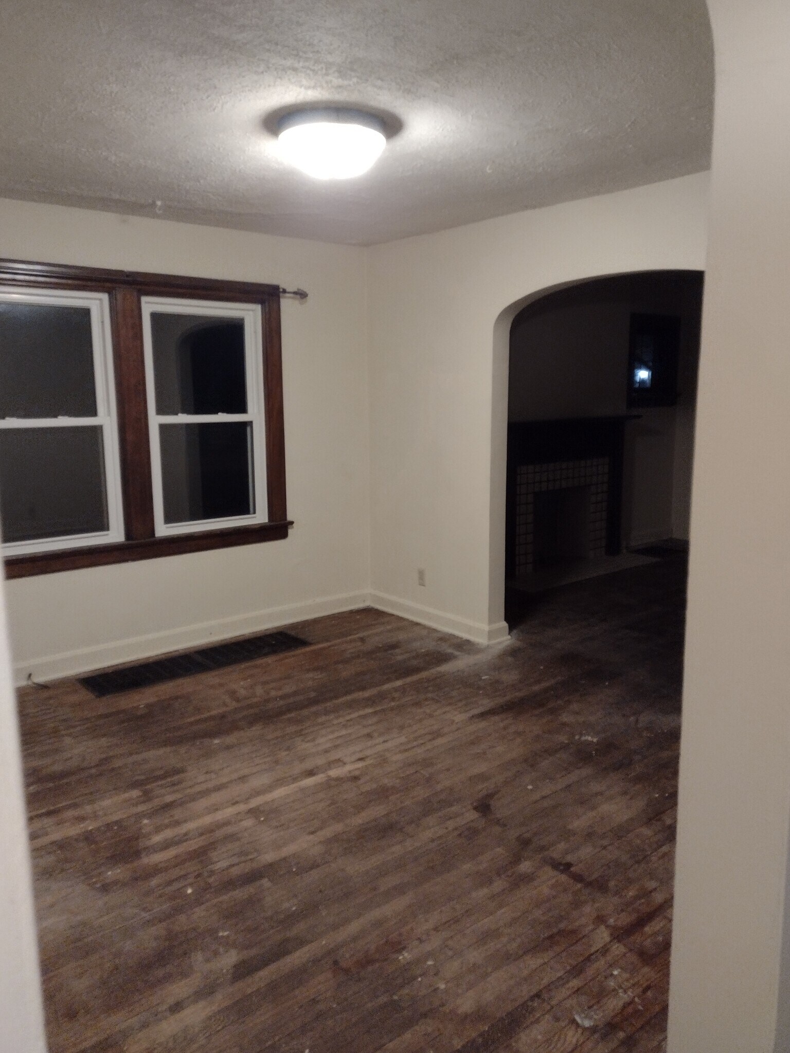 Building Photo - 875 Sheridan Avenue