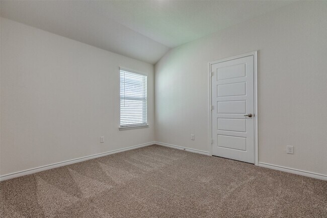 Building Photo - 5237 Sandrine Ave