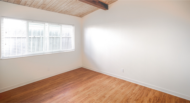 Building Photo - 2BD/1BA - Isla Vista