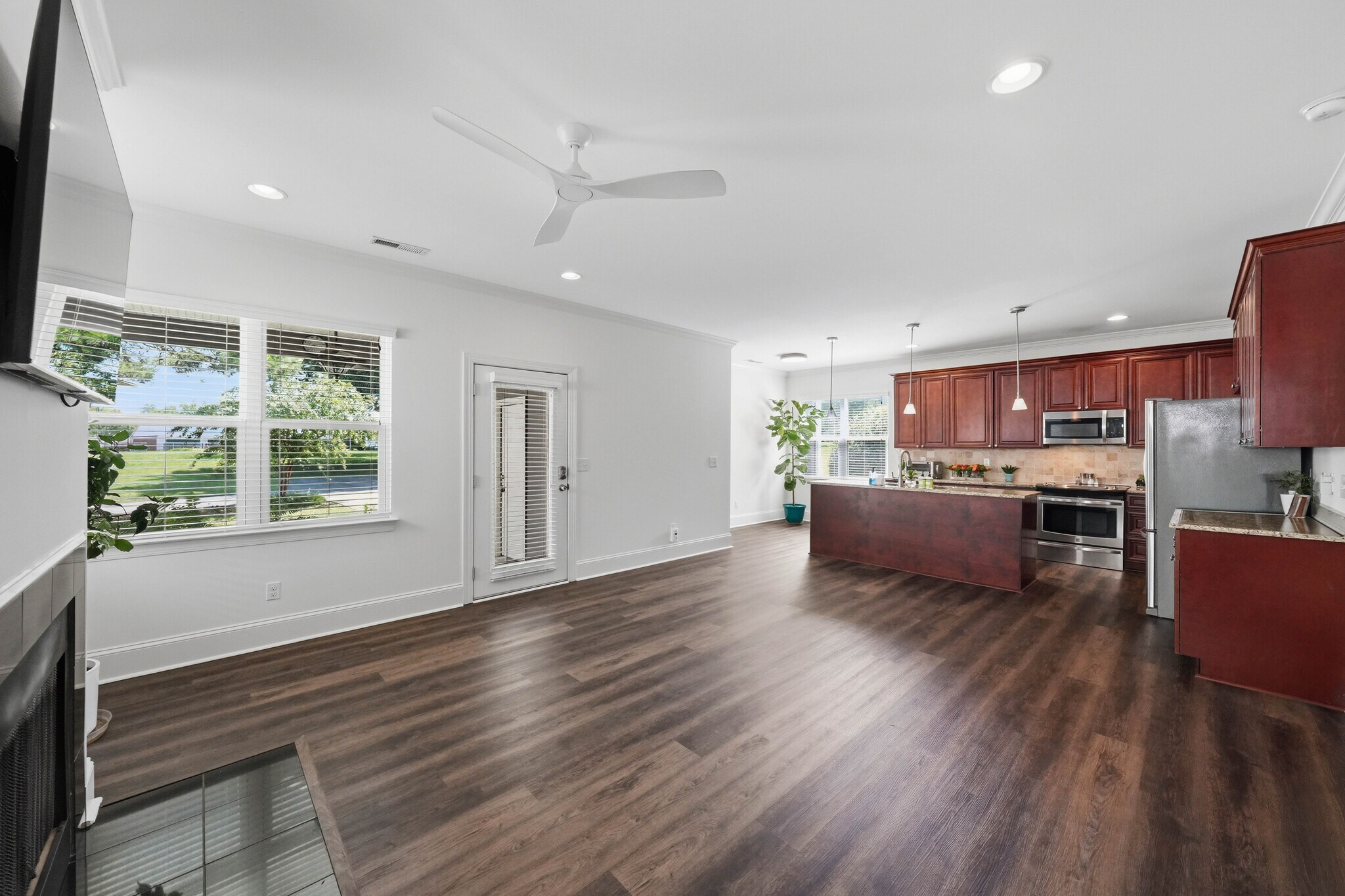 Building Photo - 20264 Harroway Dr