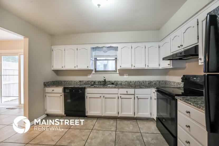 Building Photo - 1604 N Glen Ellyn St