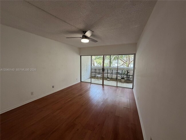 Building Photo - 3301 Spanish Moss Terrace