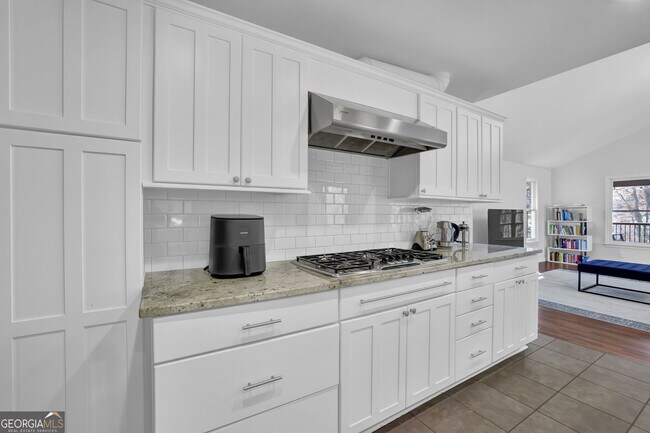 Building Photo - 3474 Hildon Cir