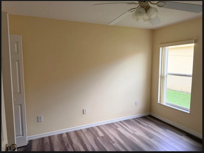Building Photo - 3137 Riachuelo Ln