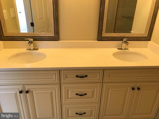 Building Photo - 13447 Chris Mar Ct