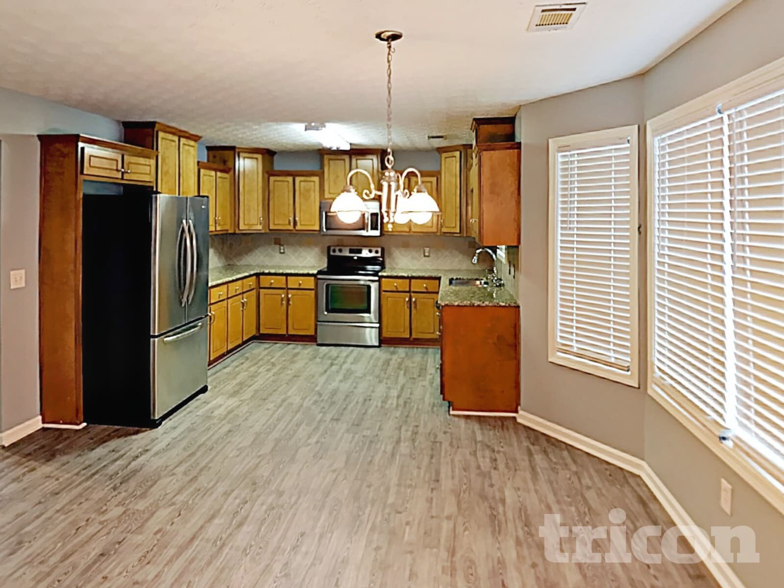 Building Photo - 140 Oak Meadows Dr