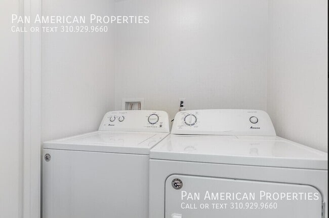 Building Photo - 840 S Magnolia Ave