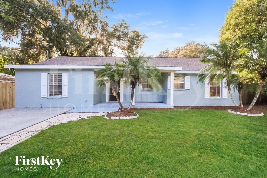 Primary Photo - 5322 Plum Ave