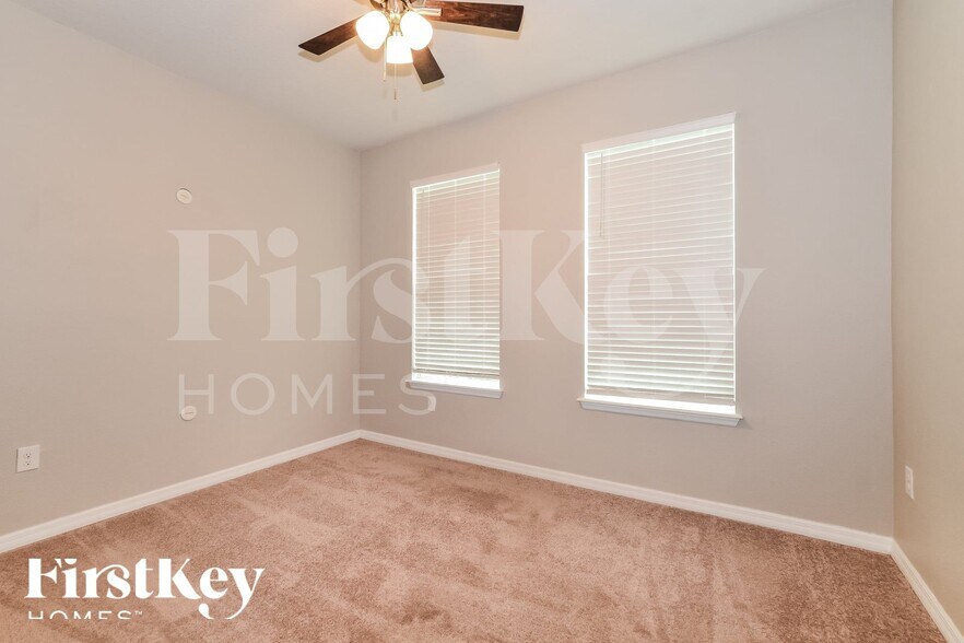 Building Photo - 954 Glazebrook Lp
