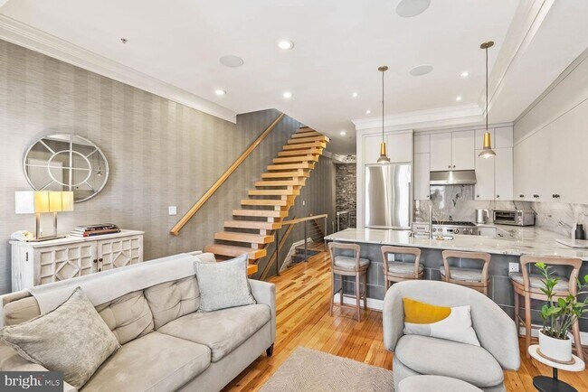 Building Photo - 1224 R St NW