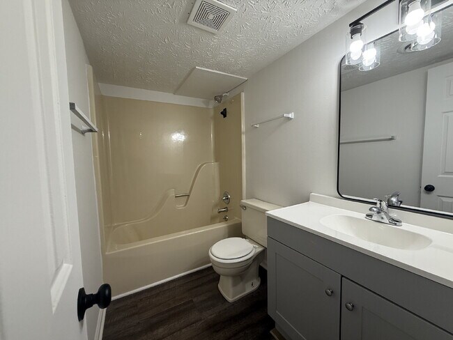 Building Photo - Freshly updated two-story townhome in Strawberry Plains with two bedrooms & two full baths