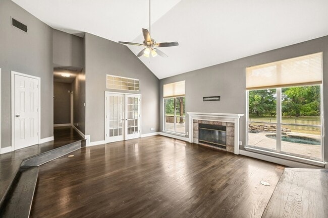 Building Photo - 1380 Meandro Ria Ln
