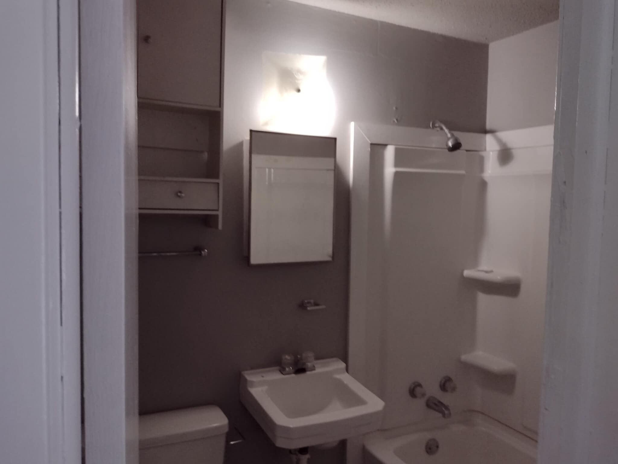 Building Photo - 6203 E 153 Terrace