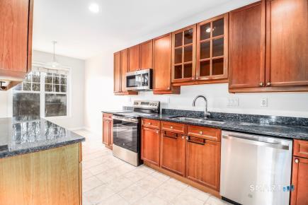 Building Photo - 26 Woodcrest Ln