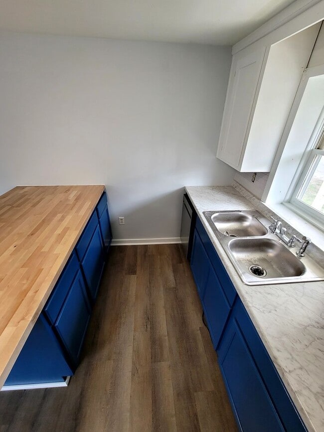 Building Photo - 3 bedroom home on cul-de-sac