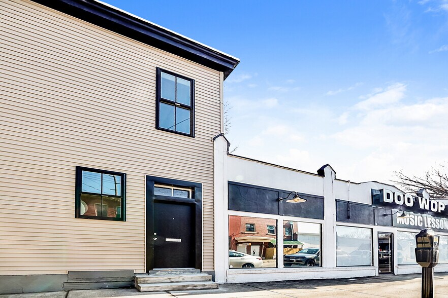 Building Photo - 1600 Bardstown Rd