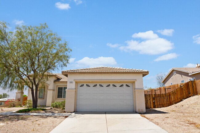 Building Photo - 13897 Mountain Top Dr