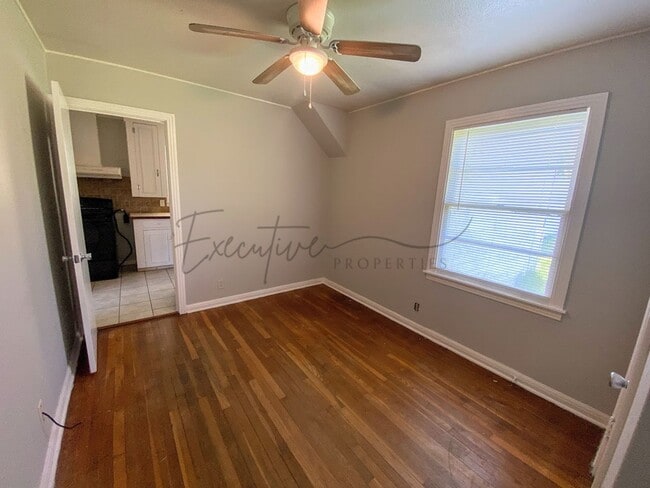 Building Photo - Affordable 3-Bedroom Home with Fenced Yard...