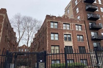 Building Photo - 4531 S Drexel Blvd