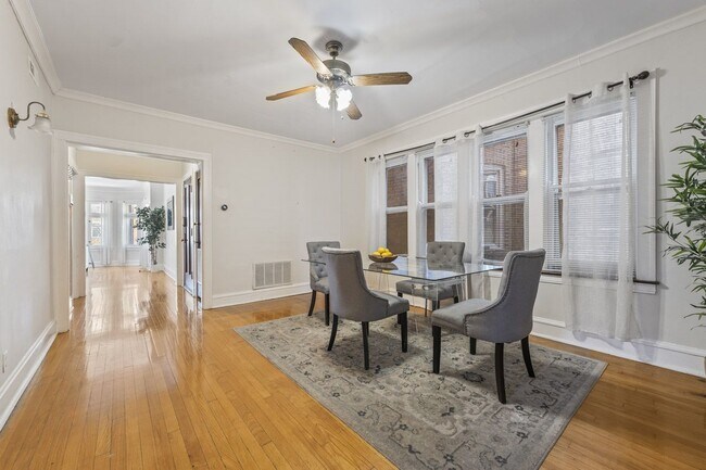 Building Photo - 6444 N Washtenaw Ave