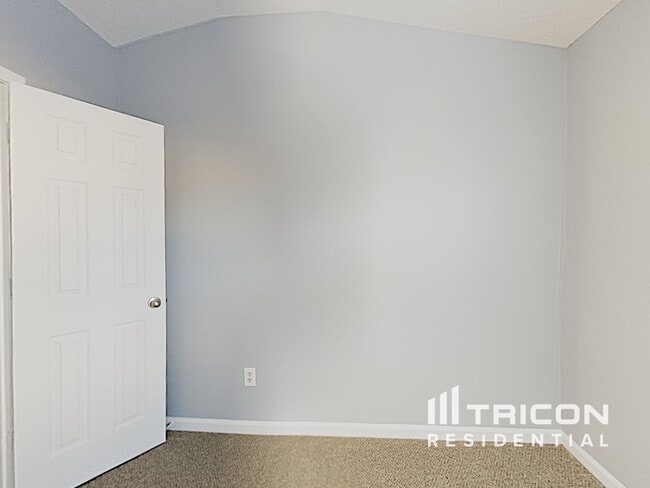 Building Photo - 7089 Merrywood Dr