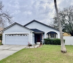 Building Photo - 12811 Shotgate Ct