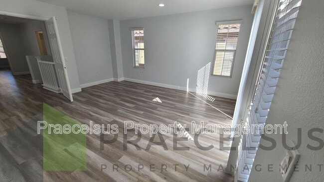 Building Photo - 4205 Tierra Bonita