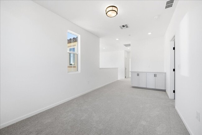 Building Photo - 4412 Canyon Coral Wy