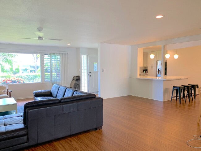 Building Photo - Beautiful Kailua home in Kaelepulu School ...