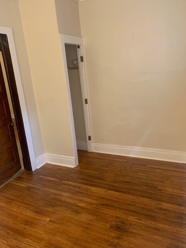Bedroom - 695 West Ave
